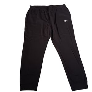 Nike Club Fleece Cuffed Joggers Black